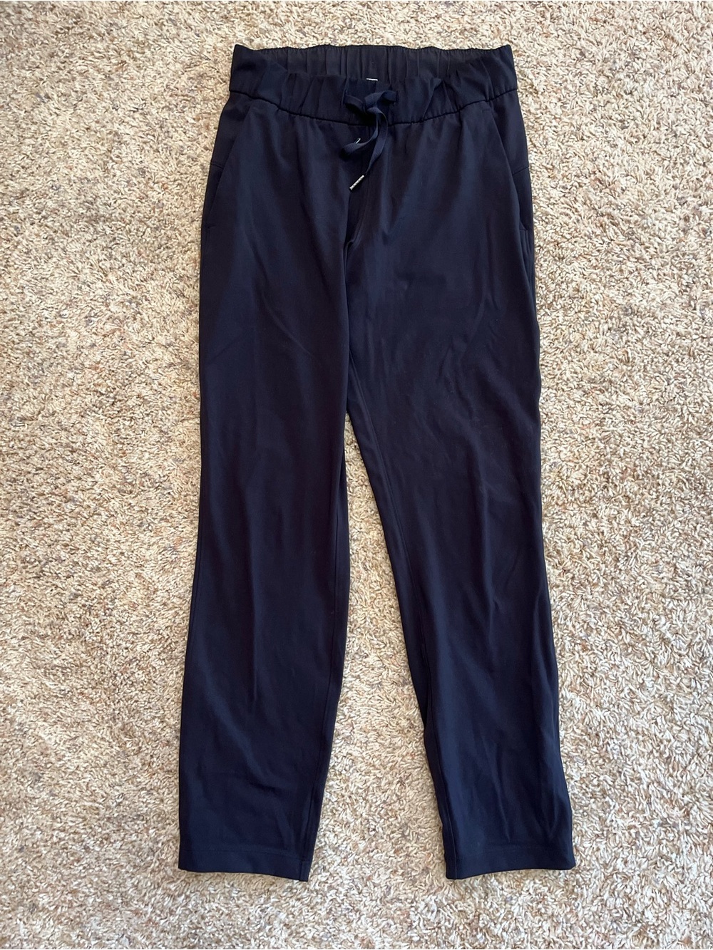 Lululemon black pants size 4